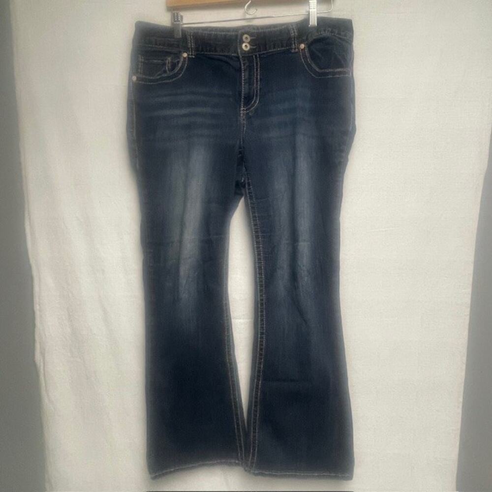 Christopher & Banks Straight Leg Women's Medium Wash Blue Denim Jeans - Size 14